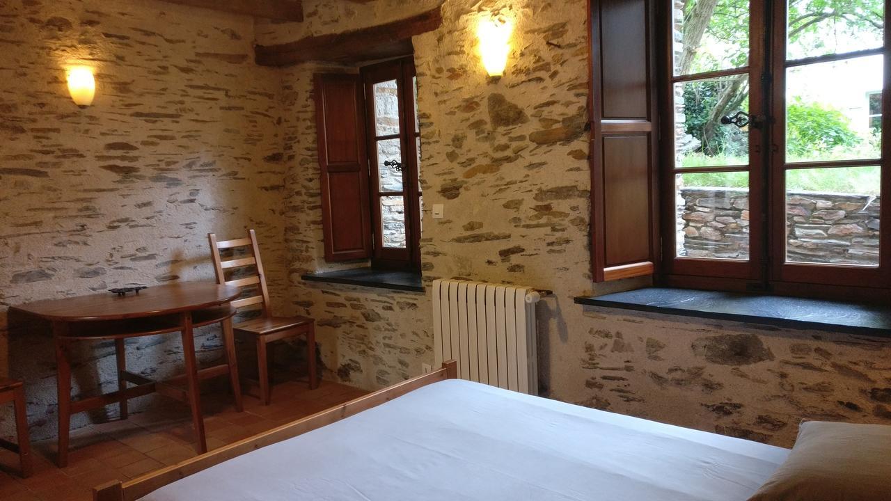 Le Clos De La Bouteille * Angers